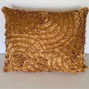 Pier 1 Accent Pillow great color for Christmas